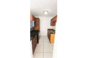 11 Crossings Cir, Boynton Beach, FL 33435, Sold 01/31/25