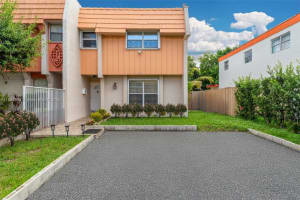 7924 SW 8th Ct, North Lauderdale, FL 33068, Sold 01/07/25