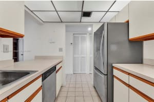 1460 Sheridan St, Hollywood, FL 33020, Sold 04/15/25