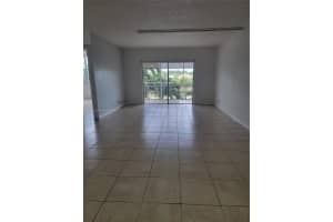 4400 Hillcrest Dr, Hollywood, FL 33021, Sold 04/25/25