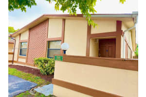 6368 NW 29th St, Sunrise, FL 33313, Sold 12/20/24