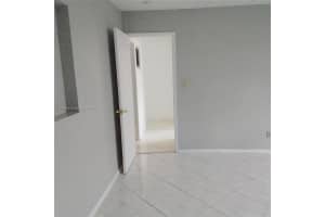 3572 NW 35th St, Lauderdale Lakes, FL 33309, Sold 01/31/25