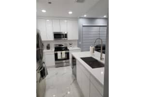 9237 SW 227th St, Cutler Bay, FL 33190, Sold 05/02/25