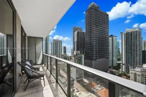55 SE 9th St, Miami, FL 33131, Sold 02/12/25