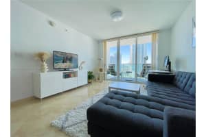 31 NW 5th St, Miami, FL 33128, Sold 02/10/25