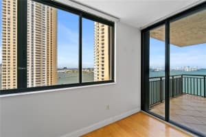 540 Brickell Key Dr, Miami, FL 33131, Sold 01/17/25
