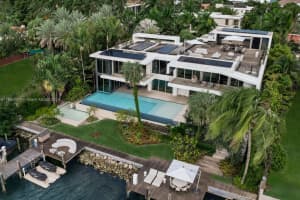 370 N Hibiscus Dr, Miami Beach, FL 33139, Sold 07/18/25