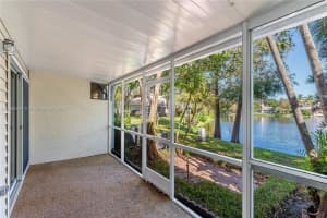 4927 S Hemingway Cir, Margate, FL 33063, Sold 04/29/25