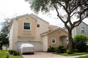 7482 NW 23rd St, Pembroke Pines, FL 33024, Sold 02/25/25