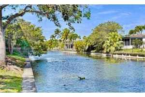 113 Royal Pk Dr, Oakland Park, FL 33309, Sold 12/30/24