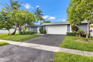 7821 NW 68th Ave, Tamarac, FL 33321, Sold 01/22/25