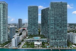 650 NE 32nd St, Miami, FL 33137, Sold 01/16/25