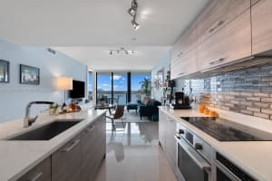 650 NE 32nd St, Miami, FL 33137, Sold 01/16/25