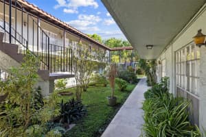 10776 N Kendall Dr APT F5, Miami, FL 33176, Sold 05/08/25