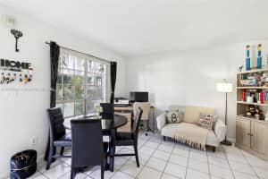 10776 N Kendall Dr APT F5, Miami, FL 33176, Sold 05/08/25