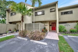 93 Ne 17th Ct 93, Fort Lauderdale