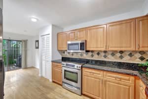 93 Ne 17th Ct 93 Fort Lauderdale, FL 33305 - MLS#A11695681