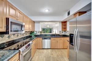 93 Ne 17th Ct 93 Fort Lauderdale, FL 33305 - MLS#A11695681