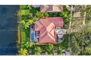 1251 Manor Dr S, Weston, FL 33326, Sold 04/21/25