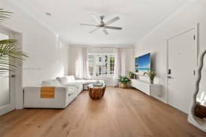935 9th St, Miami Beach, FL 33139, Sold 12/27/24