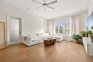 935 9th St, Miami Beach, FL 33139, Sold 12/27/24