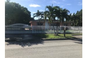 500 E 30th St, Hialeah, FL 33013, - MLS#A11695799