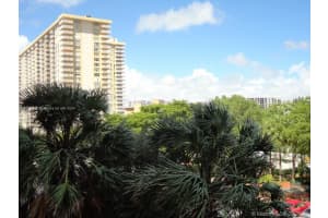 210 174th St, Sunny Isles Beach, FL 33160, Sold 03/18/25