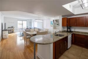 7275 Sw 90th St C212, Miami