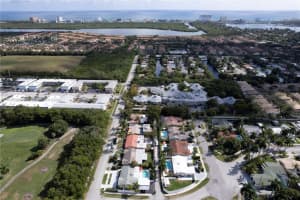 MLS# A11695924, Hollywood, Florida 33019