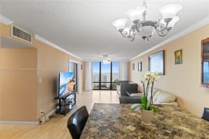 1600 S Ocean Dr APT 11H, Hollywood, FL 33019, - MLS#A11695975