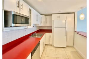 Building B, 19380 Collins Ave, Sunny Isles Beach, FL 33160, Sold 01/29/25