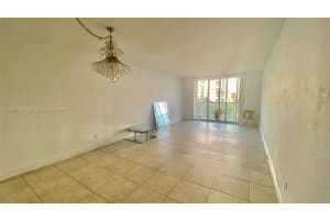 Building B, 19380 Collins Ave, Sunny Isles Beach, FL 33160, Sold 01/29/25
