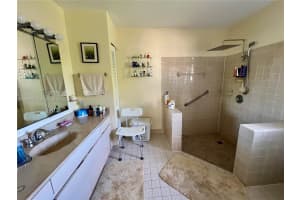 11811 SW 97th St, Miami, FL 33186, Sold 05/15/25