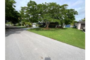 9221 SW 165th St, Palmetto Bay, FL 33157, - MLS#A11696171