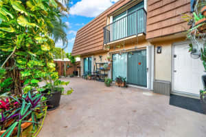 2551 Garden Ct, Hollywood, FL 33026, Sold 02/27/25