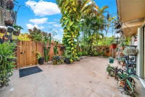2551 Garden Ct, Hollywood, FL 33026, Sold 02/27/25