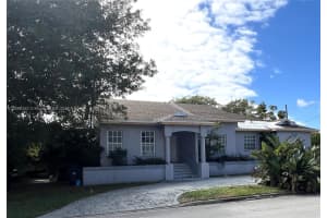 424 90th St Surfside, FL 33154 - MLS#A11696252