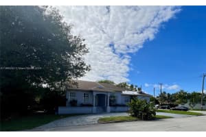 424 90th St Surfside, FL 33154 - MLS#A11696252