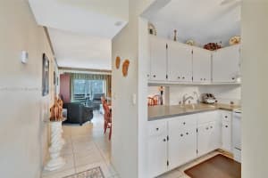 2801 NW 47th Terrace APT 303B, Lauderdale Lakes, FL 33313, Sold 05/15/25