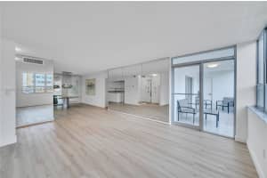 6861 SW 147th Ave, Miami, FL 33193, Sold 02/27/25