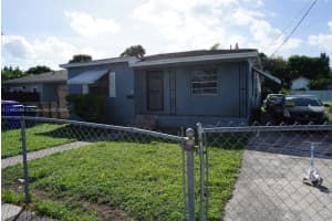 250 NW 48th St, Miami, FL 33127, Sold 12/20/24