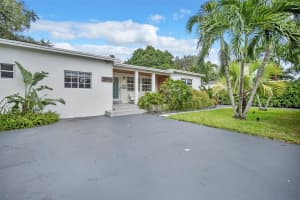 555 NE 127th St #0, North Miami, FL 33161, - MLS#A11696459