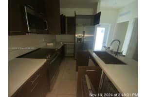 4640 NW 84th Ave, Doral, FL 33166, Sold 03/14/25
