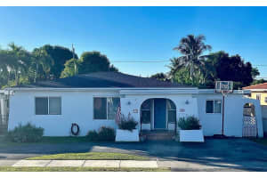 520 E 33rd St, Hialeah, FL 33013, Sold 09/03/25