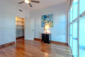 1945 S Ocean Dr M5 Hallandale Beach, FL 33009 - MLS#A11696538