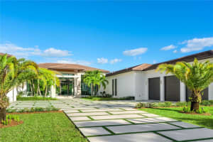 11501 SW 67th Ave, Pinecrest, FL 33156, Sold 05/08/25