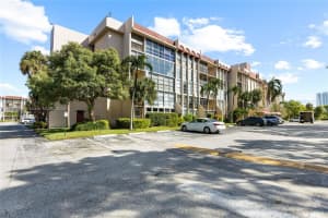2101 Atlantic Shores Blvd 218, Hallandale Beach