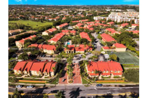 18352 NW 68th Ave, Hialeah, FL 33015, Sold 12/12/24