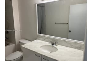 133 SE 2nd Ave, Miami, FL 33131, Sold 04/21/25