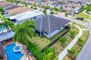 15202 SW 176th Ln, Miami, FL 33187, Sold 03/17/25